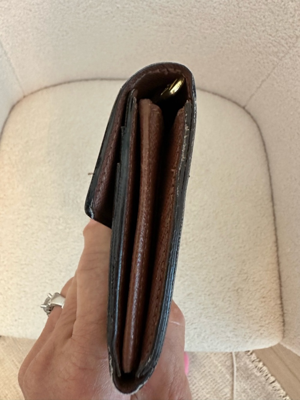 Louis Vuitton Monogram Sarah Wallet - Picture 3 of 7